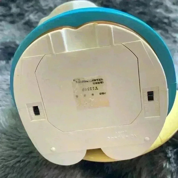 Vintage Citizen Alarm  Clock Child with Swiss Horn Very Loud Alarm 6 1/2" tall - Picture 10 of 17